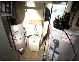 630 VICTORIA STREET - 35