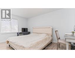 35 HUMMINGBIRD CRESCENT - 25