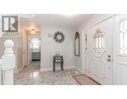 35 HUMMINGBIRD CRESCENT - 4