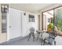 1697 MOFFATT AVENUE - 11