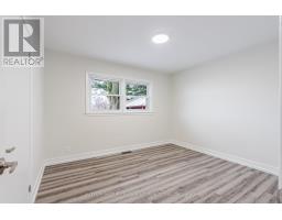 1697 MOFFATT AVENUE - 24