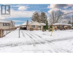 1697 MOFFATT AVENUE - 4