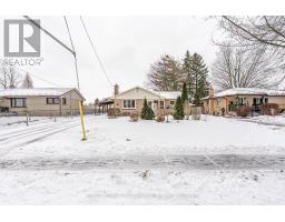 1697 MOFFATT AVENUE - 7