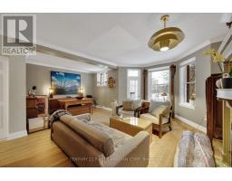 202 - 275 QUEENS AVENUE - 20