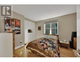 202 - 275 QUEENS AVENUE - 8