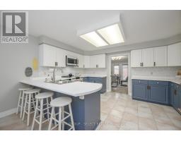 28 - 40 QUINELLA DRIVE - 18