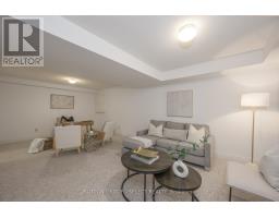 28 - 40 QUINELLA DRIVE - 37