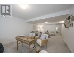 28 - 40 QUINELLA DRIVE - 39