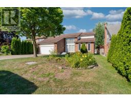 26 GRASMERE CRESCENT - 2