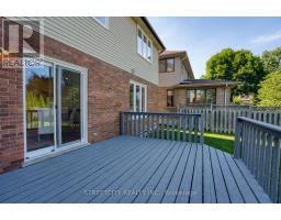 26 GRASMERE CRESCENT - 48