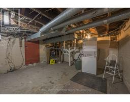 51 STANLEY STREET - 32