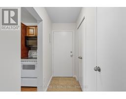 4 - 665 WONDERLAND ROAD S - 4