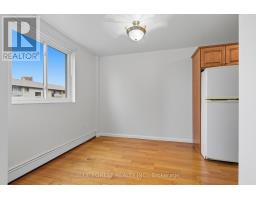 4 - 665 WONDERLAND ROAD S - 9