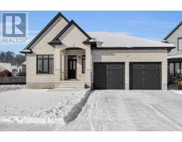 956 EAGLETRACE DRIVE - 1