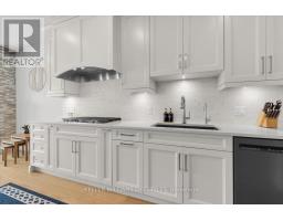 956 EAGLETRACE DRIVE - 13