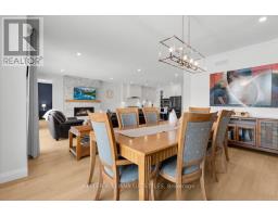 956 EAGLETRACE DRIVE - 18