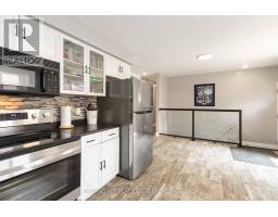 6 WEYMOUTH DRIVE - 23