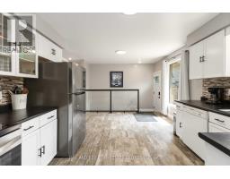 6 WEYMOUTH DRIVE - 24