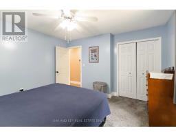 6 WEYMOUTH DRIVE - 28