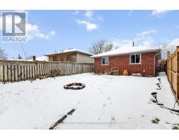 6 WEYMOUTH DRIVE - 41