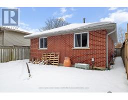 6 WEYMOUTH DRIVE - 42