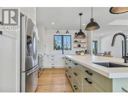 7923 FAIRVIEW ROAD - 11