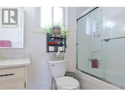 164 AUGUSTA CRESCENT - 22