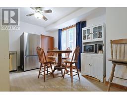 164 AUGUSTA CRESCENT - 33