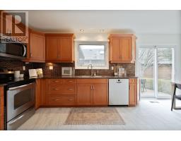 90 MERIDENE CRESCENT W - 15