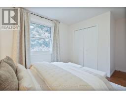 90 MERIDENE CRESCENT W - 31