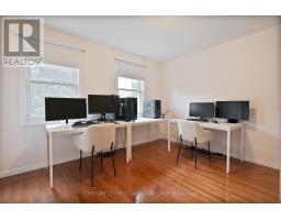 90 MERIDENE CRESCENT W - 32