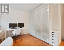 90 MERIDENE CRESCENT W - 33