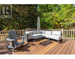 90 MERIDENE CRESCENT W - 44