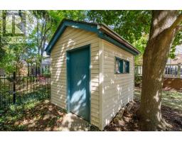 90 MERIDENE CRESCENT W - 45