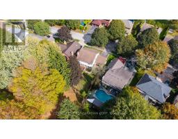 90 MERIDENE CRESCENT W - 49