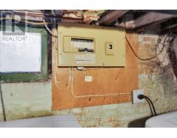 503 BASELINE ROAD E - 45