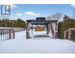 33 JUNIPER CRESCENT - 25