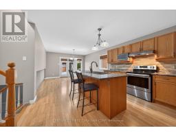 33 JUNIPER CRESCENT - 6