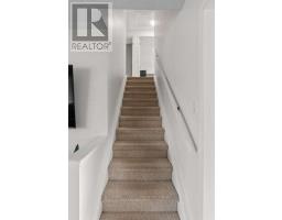 349 HIGHVIEW CRESCENT - 18