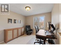349 HIGHVIEW CRESCENT - 24