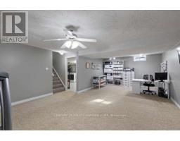 349 HIGHVIEW CRESCENT - 43