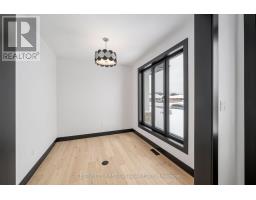 263 FOXBOROUGH PLACE - 5