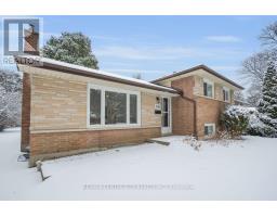 700 GLENGYLE CRESCENT - 3