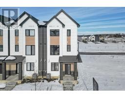 66 - 1595 CAPRI CRESCENT - 3