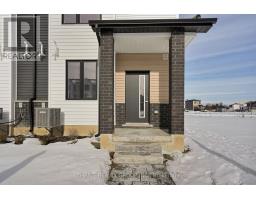 66 - 1595 CAPRI CRESCENT - 50