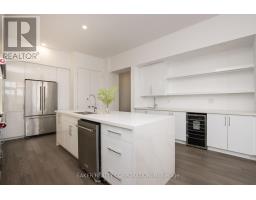 11 - 495 OAKRIDGE DRIVE - 10