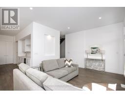 11 - 495 OAKRIDGE DRIVE - 17