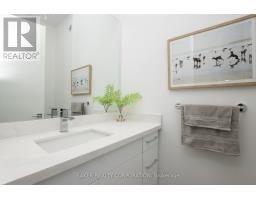 11 - 495 OAKRIDGE DRIVE - 21