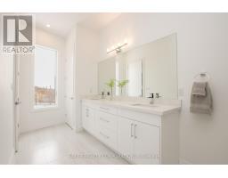 11 - 495 OAKRIDGE DRIVE - 27