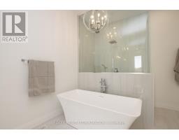 11 - 495 OAKRIDGE DRIVE - 28